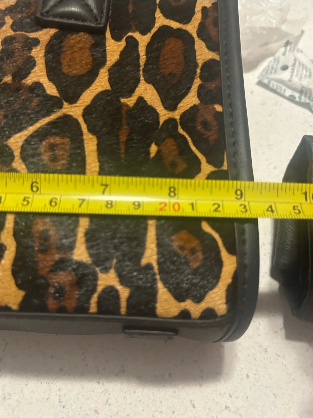 Vince Camuto stylish leopard